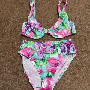 Venus Underwire Highwaisted Bikini Set